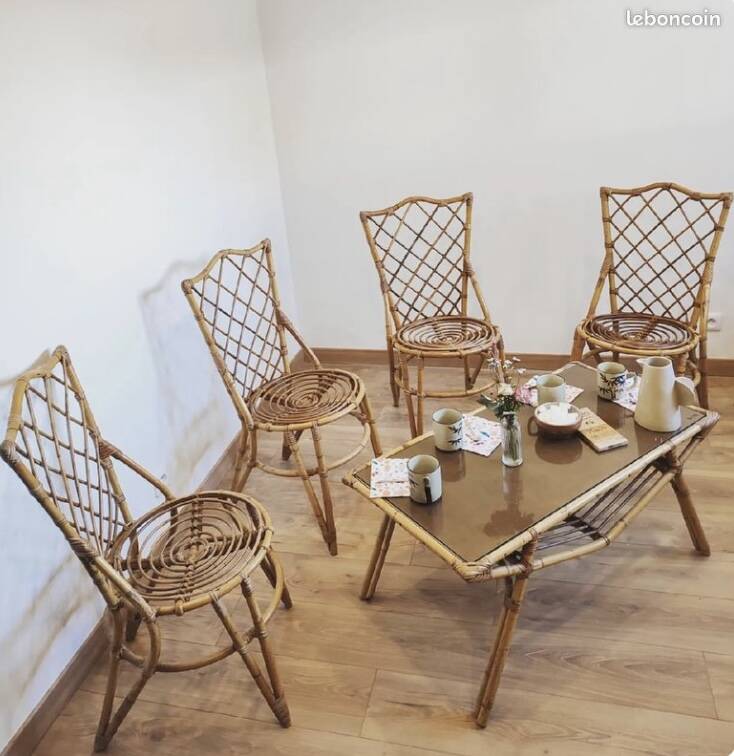 4 rattan chairs from Philippine Pro