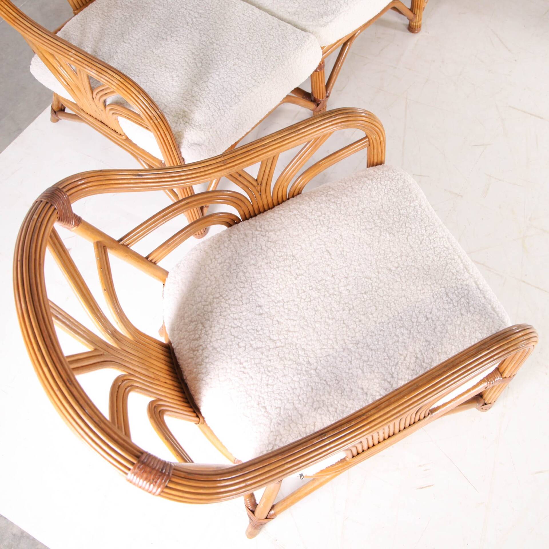 Vintage rattan lounge