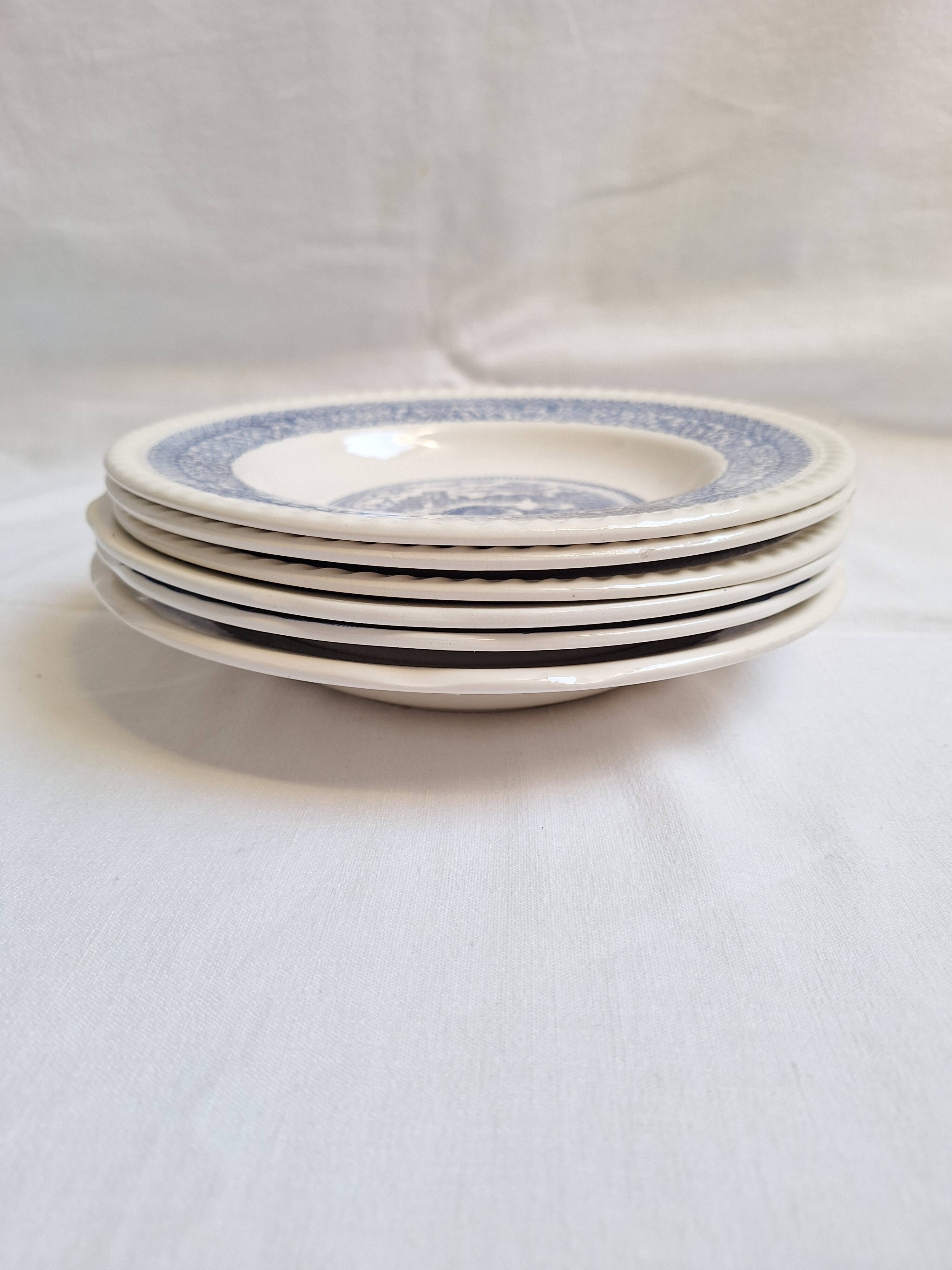 Assiettes creuses bleues paysage