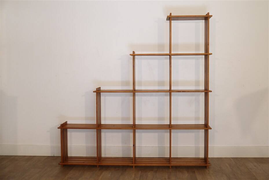 Etagere en bois, Maison Regain 1970