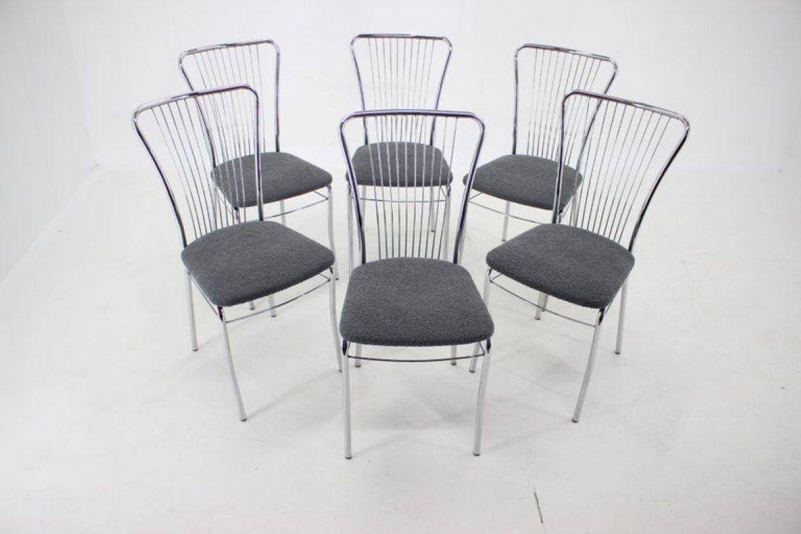 Set of Six Italian Chrome and Bouclé Dining Chairs, 1970s