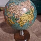 Globe terrestre  j.Forest