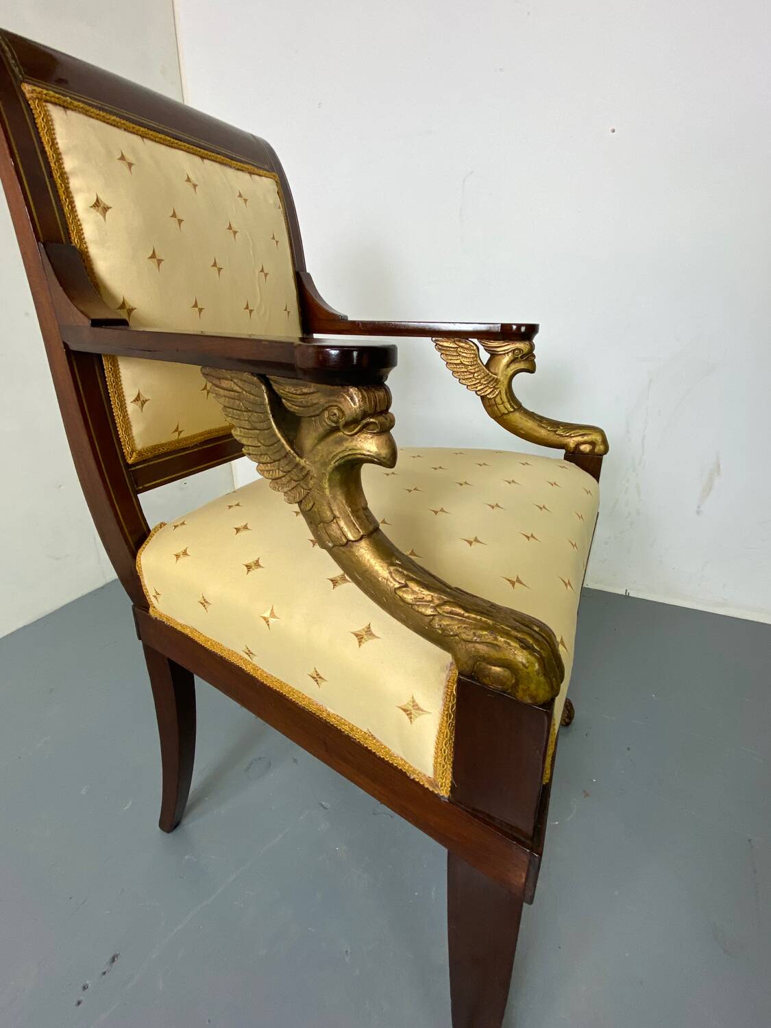 Fauteuil haut Empire français ancien