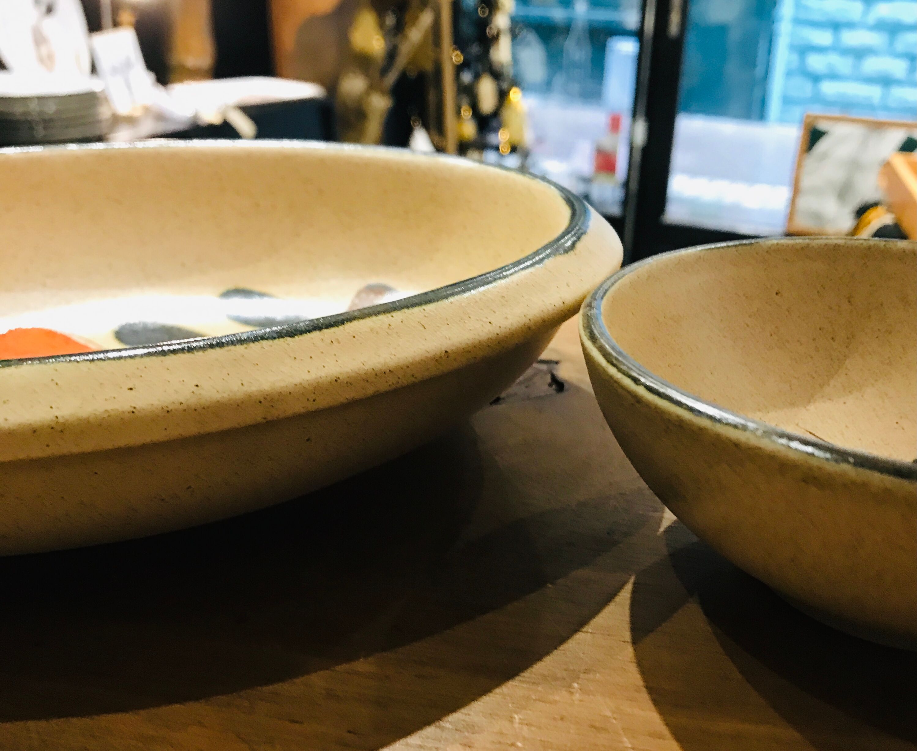 St Clément ravier and ceramic cup set