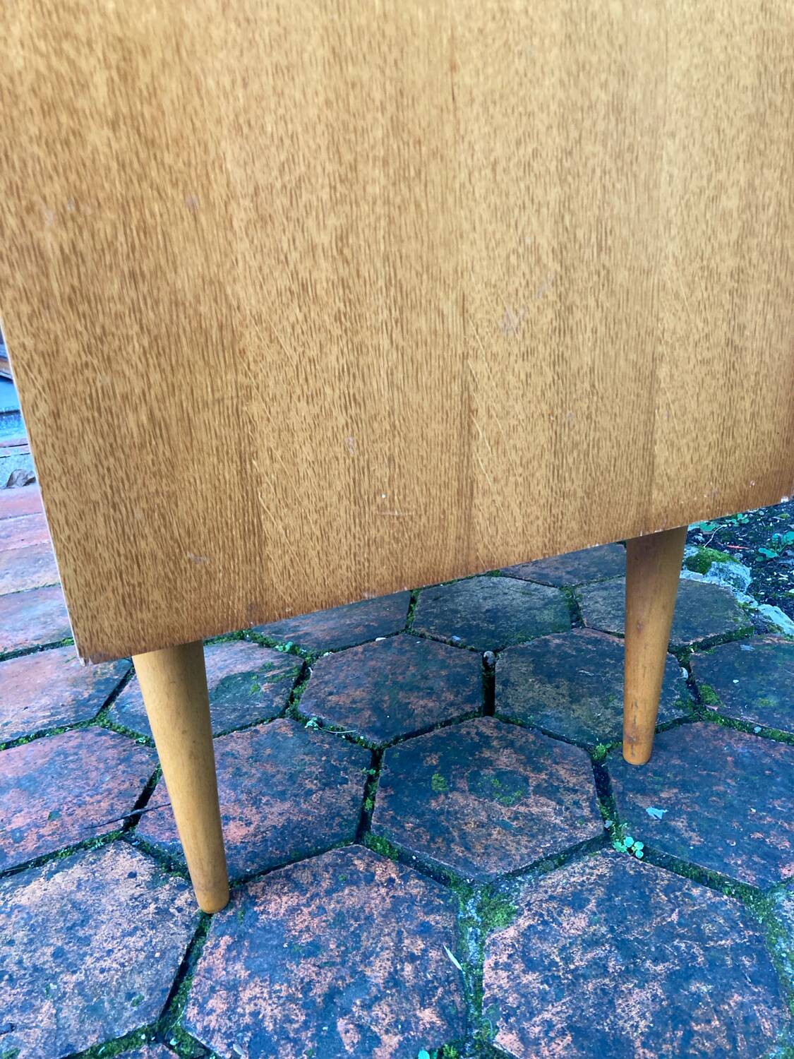 Commode vintage