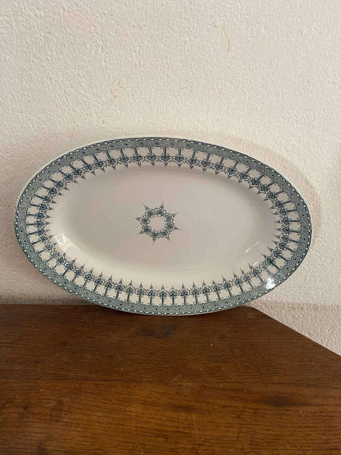 Saint-Amand & Hamage ironstone oval serving dish, Persian model.