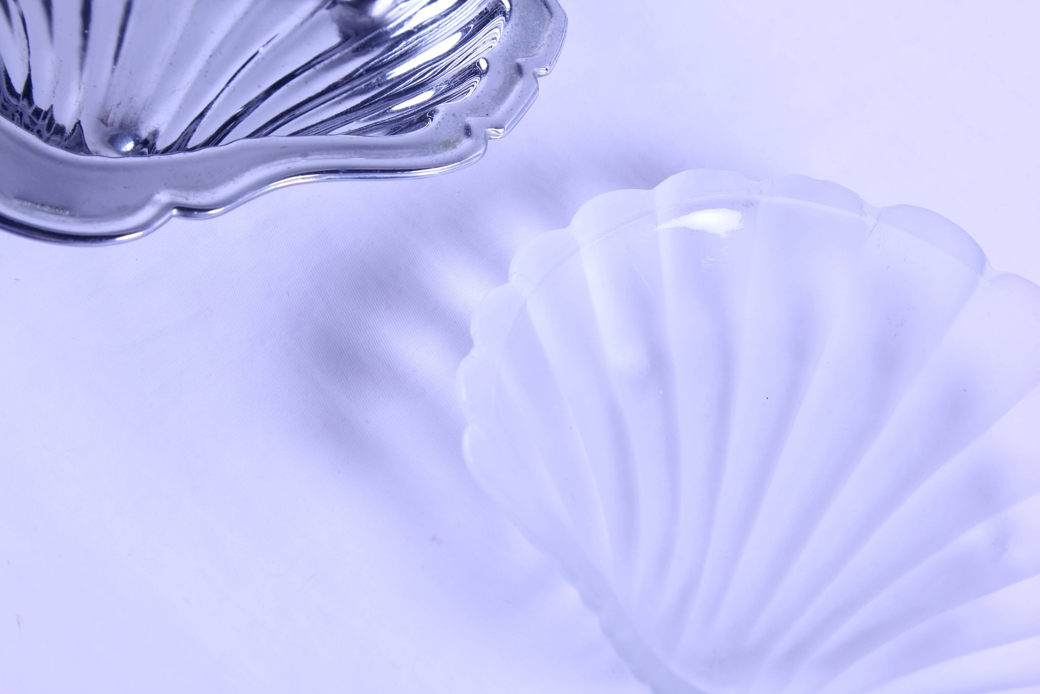 Vide-poche / beurrier coquillage ancien