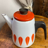 Scandinavian teapot Lotus Cathrineholm