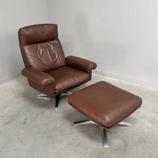 De Sede DS31 lounge chair with ottoman, Switzerland 1970s