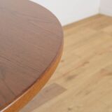 Mid-Century Round Walnut Extendable Dining Table, United Knigdom, 1950s