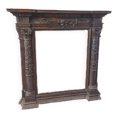 Large fireplace aedicule, carved frame, Renaissance style, 17th century, Italy