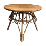Round rattan coffee table