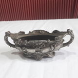 Table planter in regulates