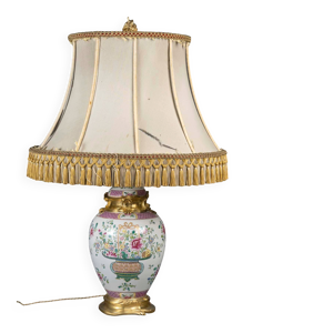 Lampe en Porcelaine de - famille