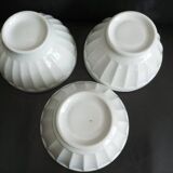 Set of 3 white ribbed bowls