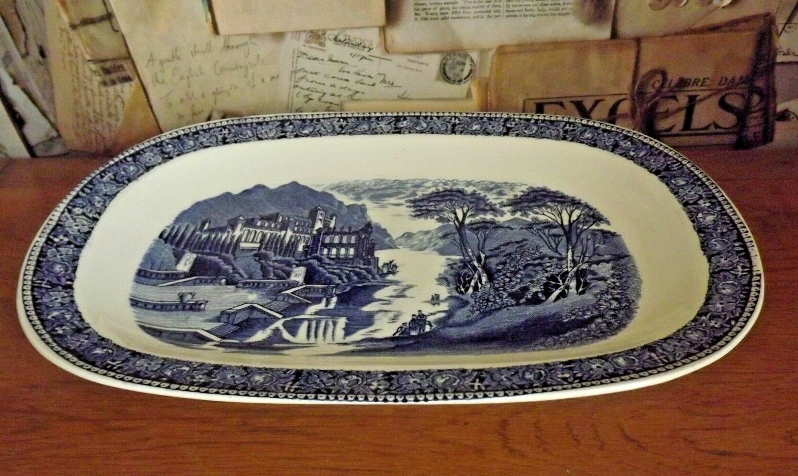 Oblong Serving Plate Dutch Royal Sphinx Maastricht Cambridge Old England 3590