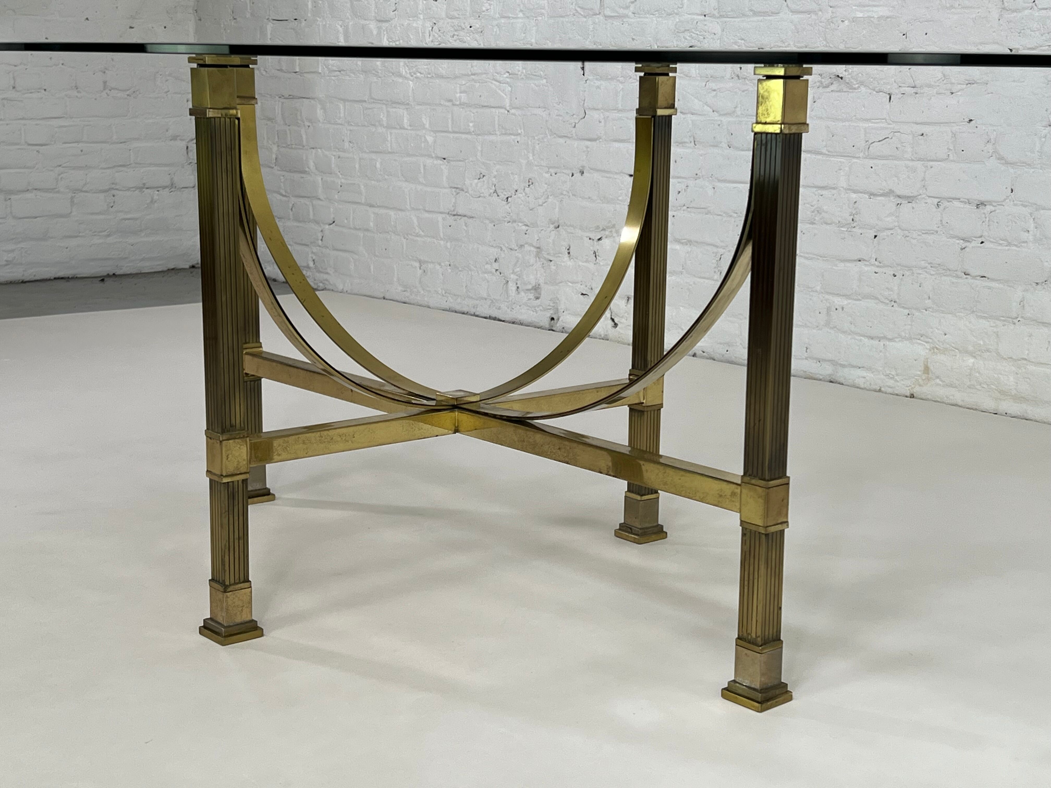 Oval dining room table in brass and beveled glass Belgo Chrome