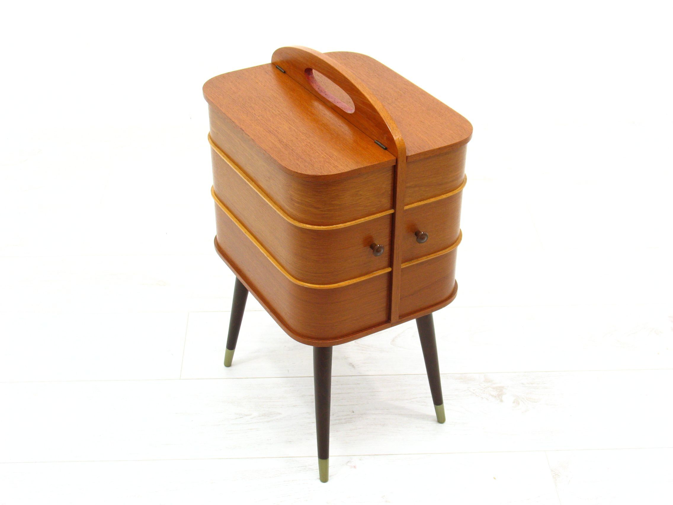 Coffre de rangement danois en contreplaqué, années 1970