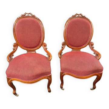 Paire de fauteuils à dossier médaillon ovale de style Napoléon III