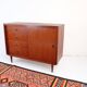 Commode vintage style années 60-70, motif teck, style rétro.