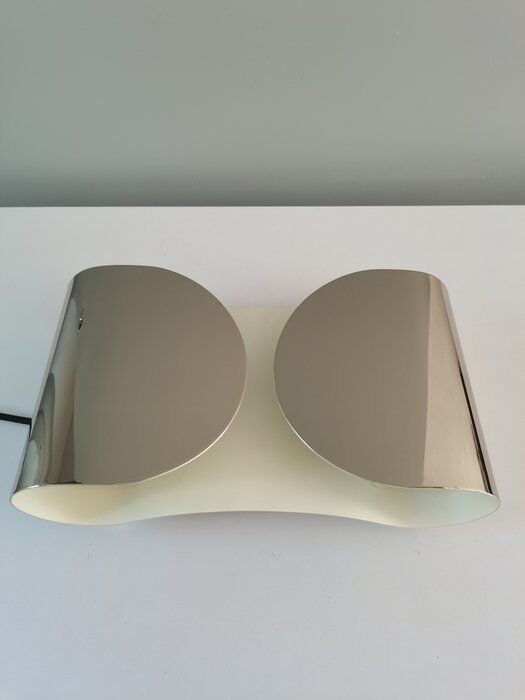 Design wall lamp Tobia Scarpa Foglio Flos