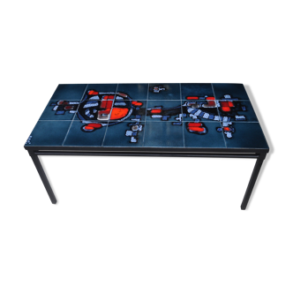 Vintage 70s coffee table.