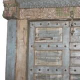 Porte indienne ancienne en vieux teck pièce et patine d'origine