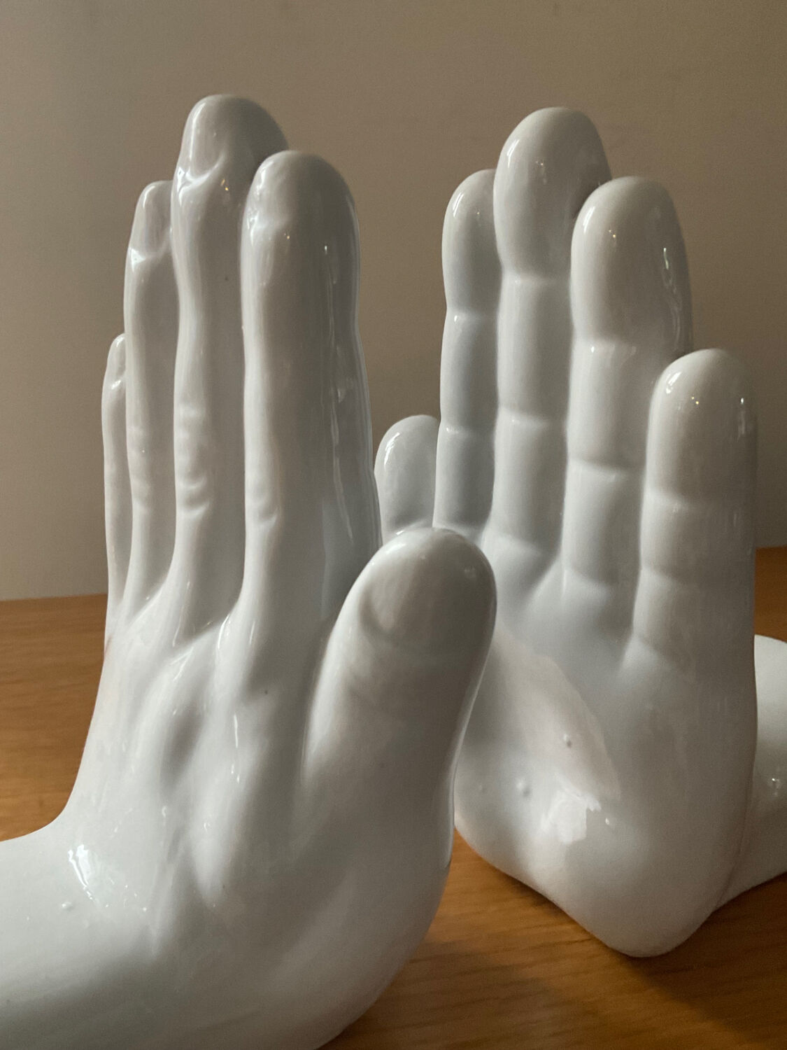 Pair of ceramic hand bookends in the 70s