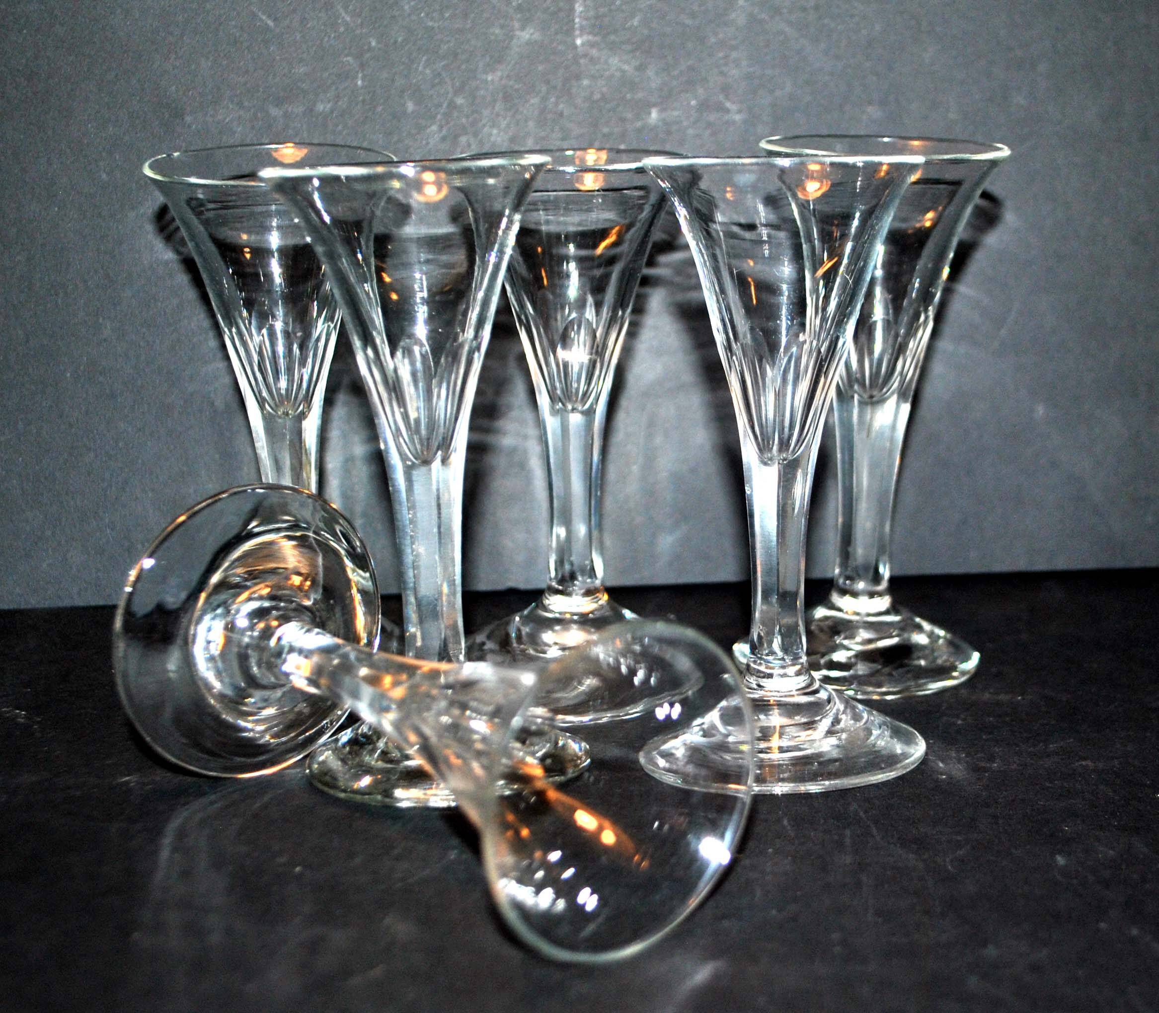 Set of 6 old liqueur glasses - flared tulip shape in cut crystal 1900