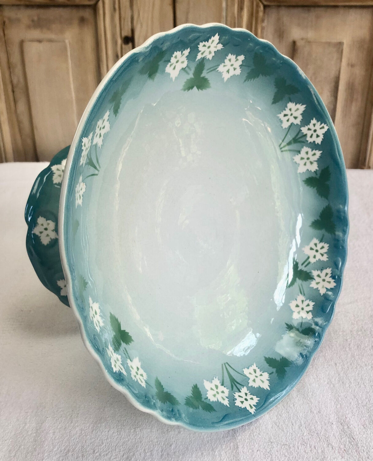 Sarreguemines earthenware fruit bowl and compote bowl, 19th century