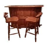 Bar with 2 stools