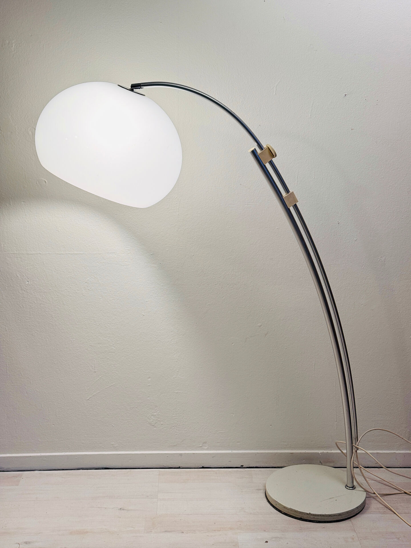 Vintage booglamp jaren 70 Hustadt Leuchten