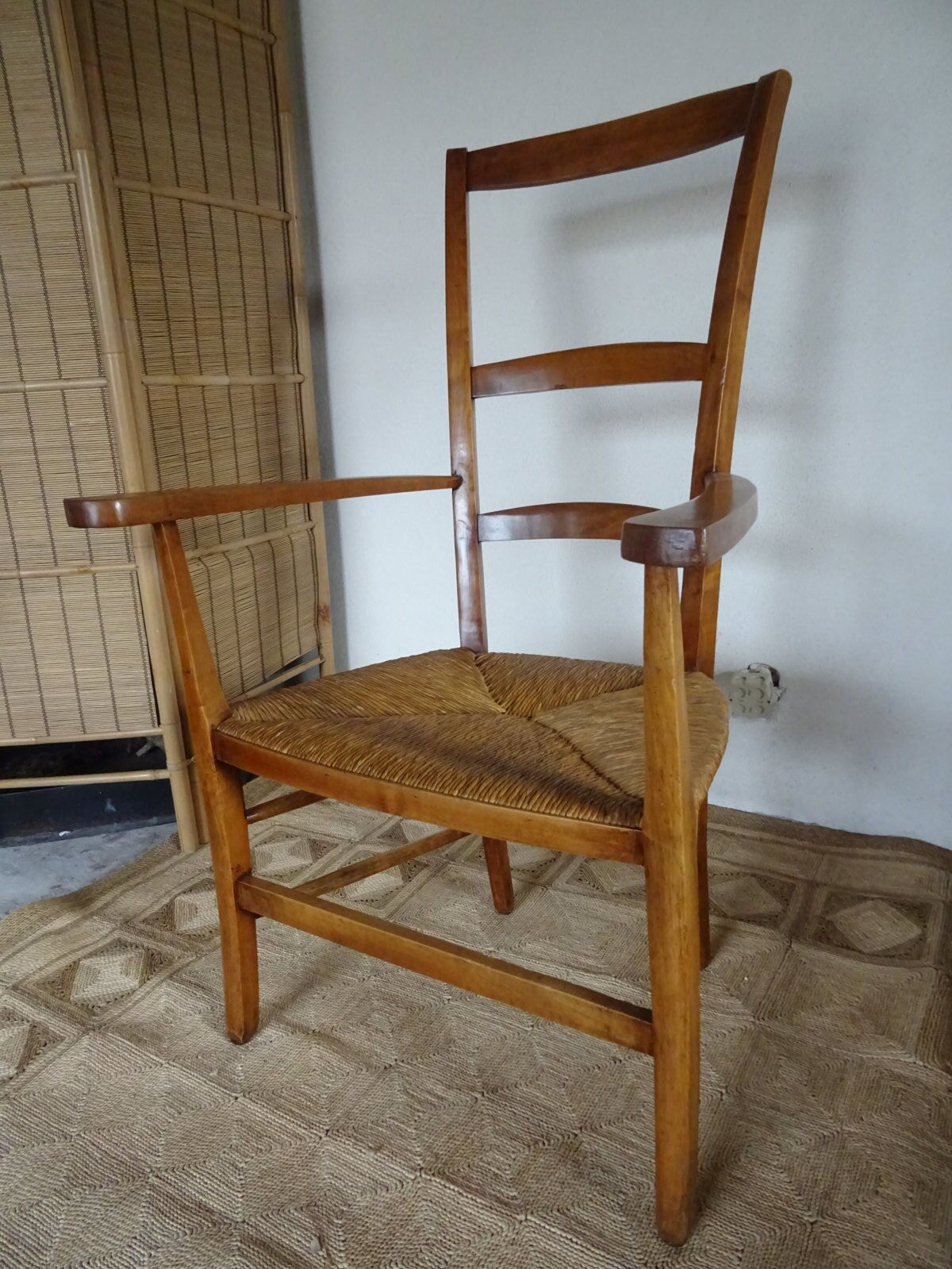 Mulched armchair high backrest