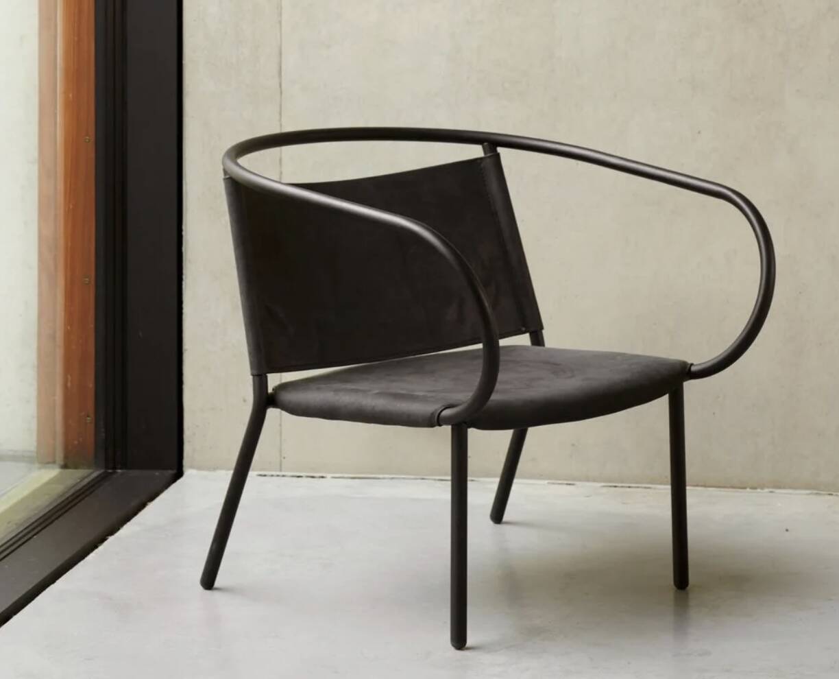 Afteroom lounge chair audio