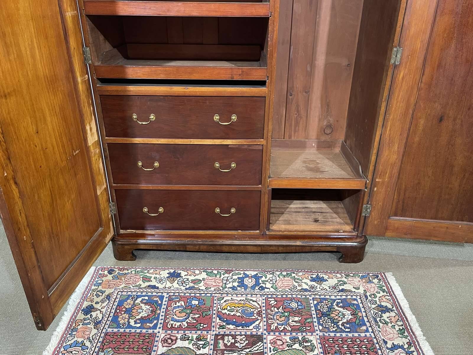 Armoire dressing Victorienne 19ème en acajou.