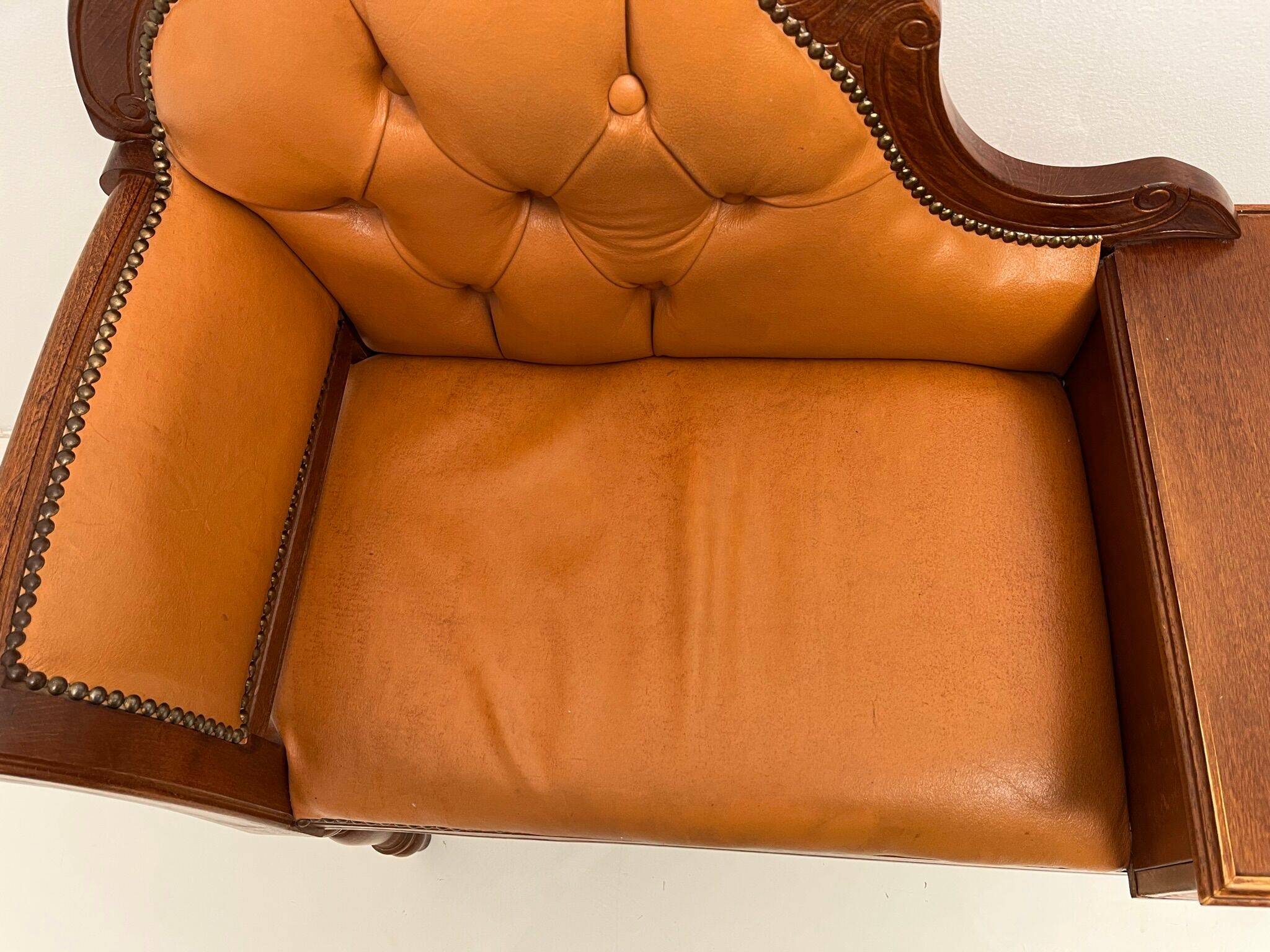 Telephone cabinet 50s