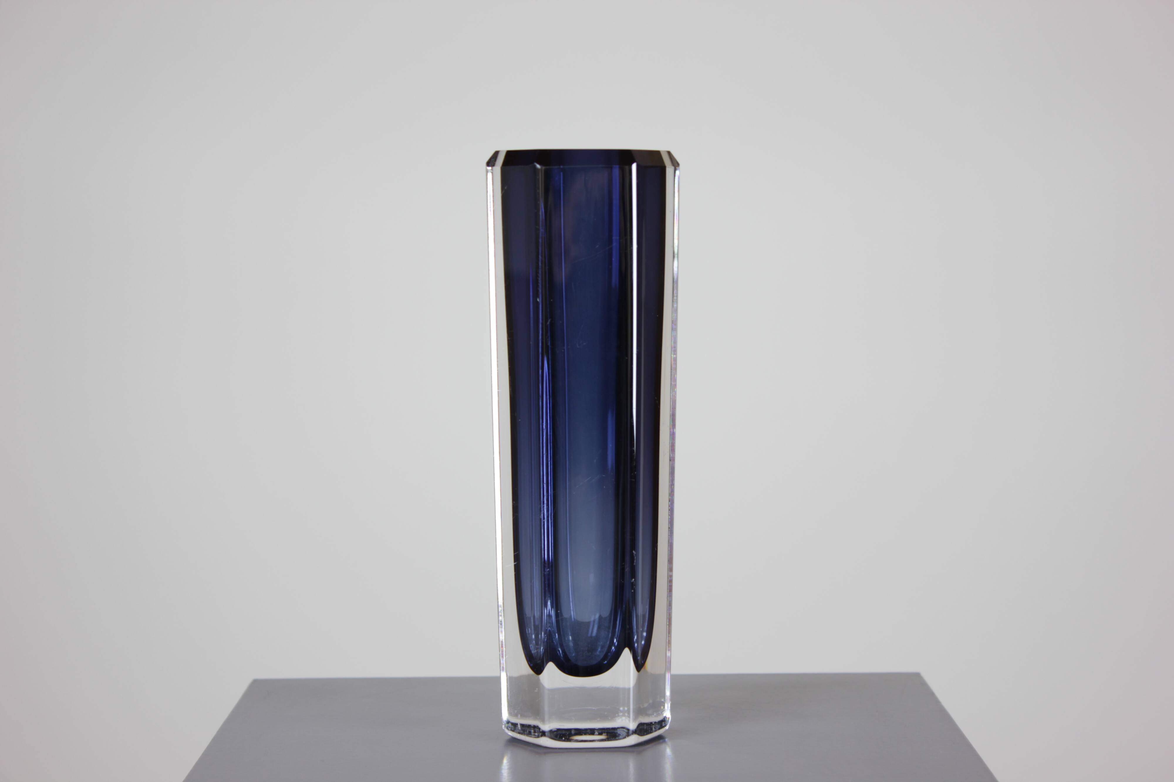 Vase par Bengt Edenfalk pour Skruf Glasbruk