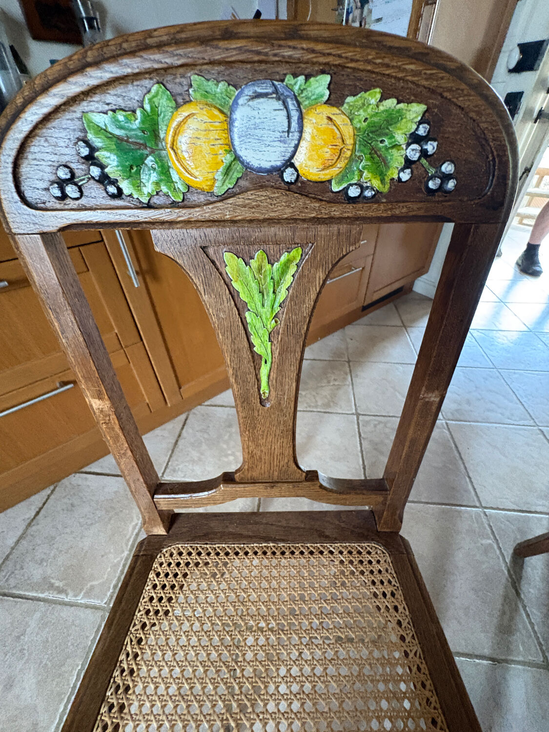 Table de cuisine en pierre de lave émaillée