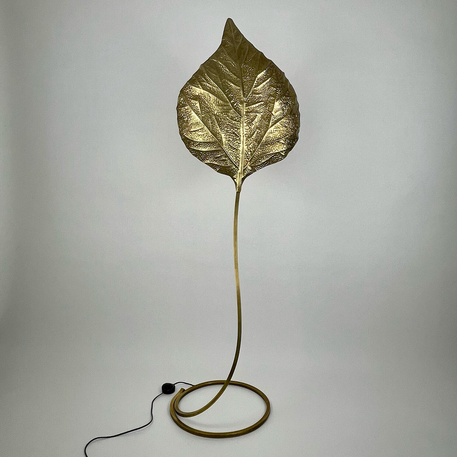 Vintage tommaso barbi ‘rhubarb’ floor lamp, c.1970