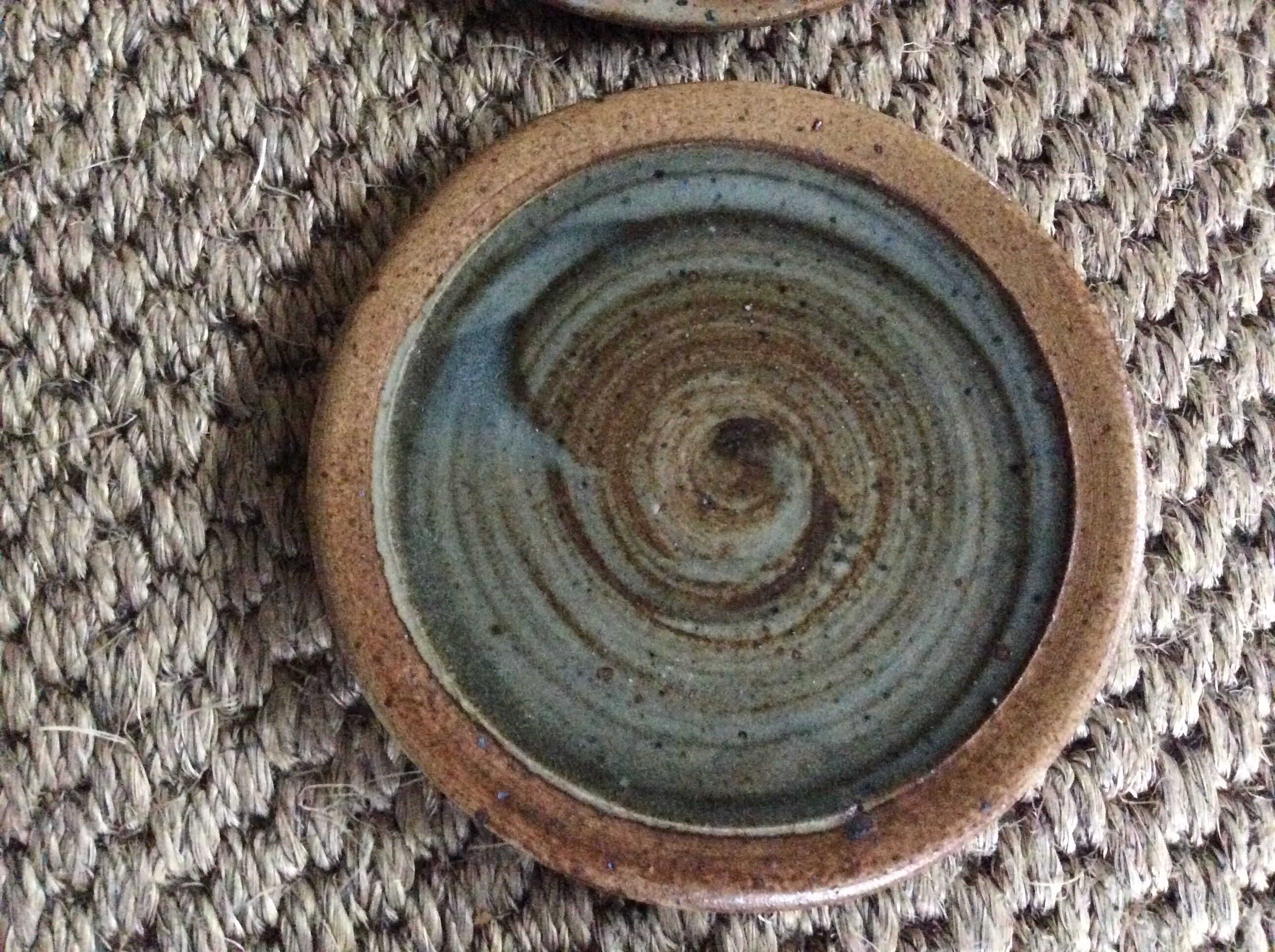 Set of 9 stoneware plates