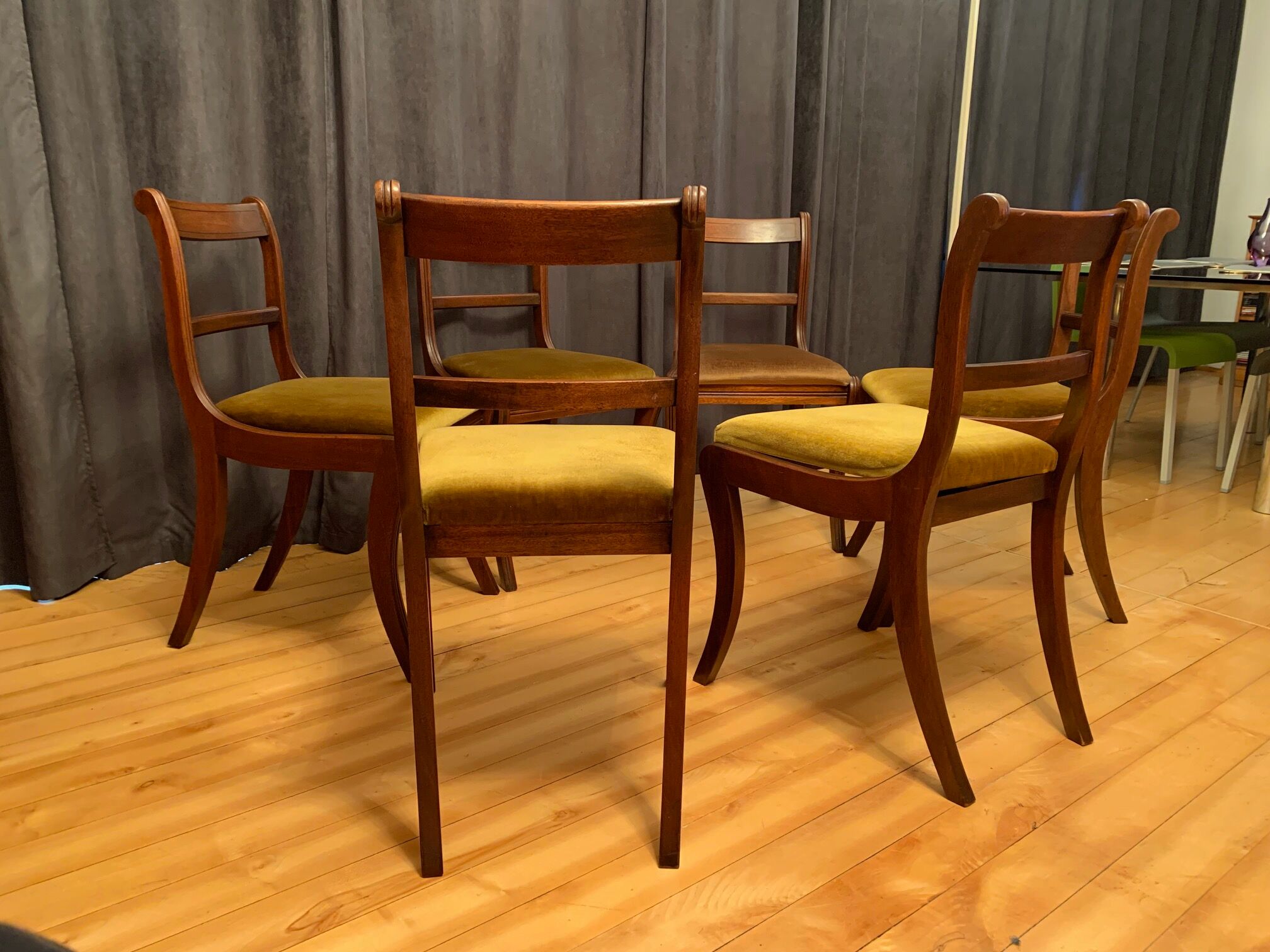 Ensemble de six chaises Regency Bevan Funnell Ltd Reprodux Angleterre années 1970