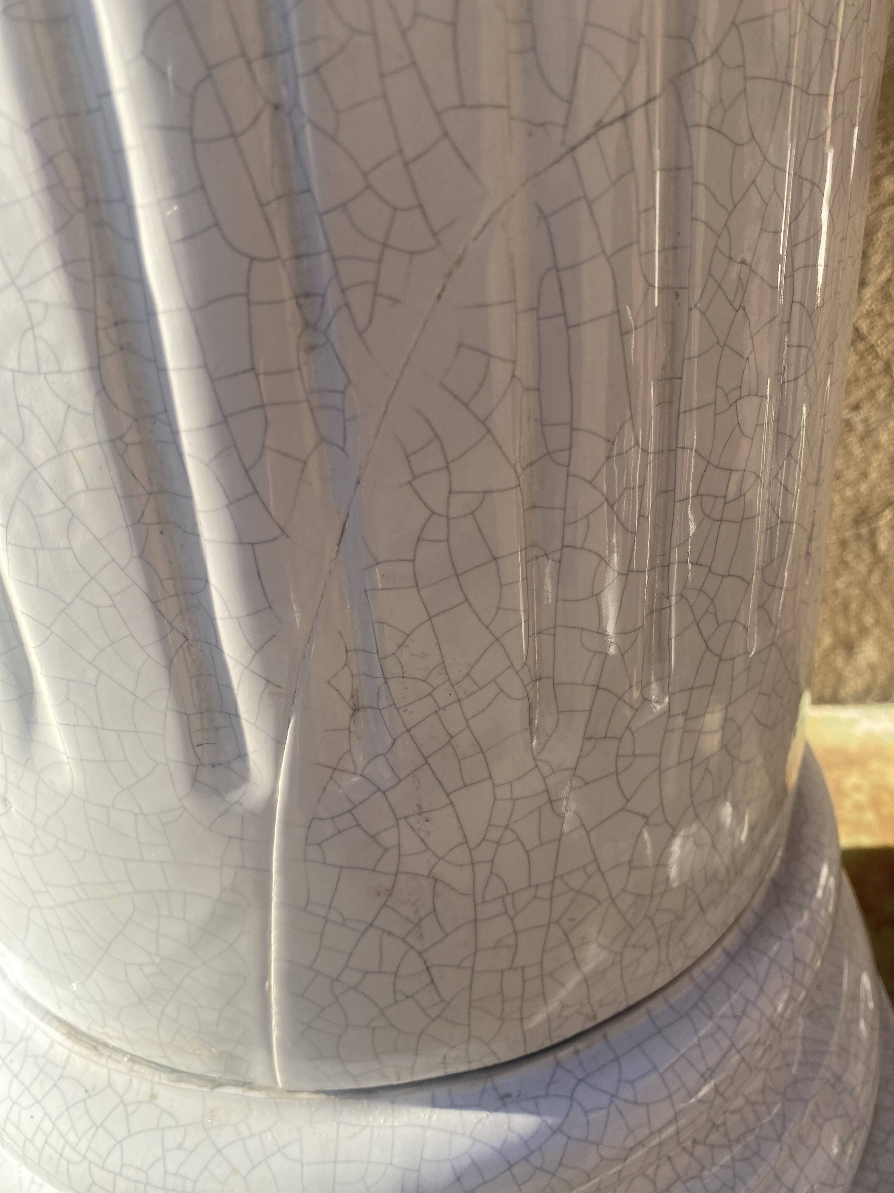 Earthenware pedestal column