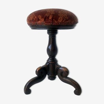 Piano stool