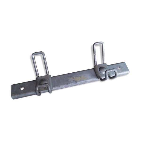 Acheter Porte-manteau patère murale 2 crochets école vintage 70-80s Bon état - 20,00 € Porte-manteau patère murale 2 crochets école vintage 70-80s Bon état - reconditionné disponible sur Selency