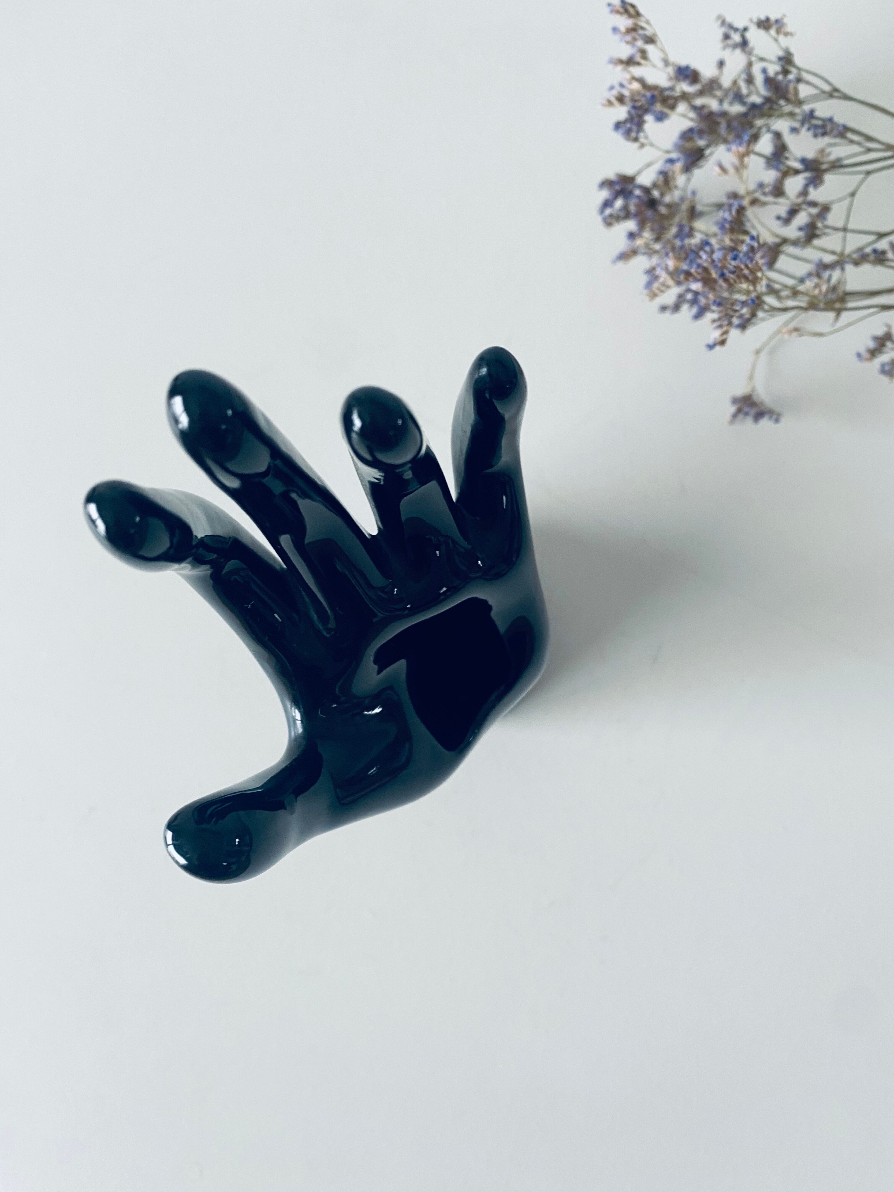 Ceramic vase and jewelry holder