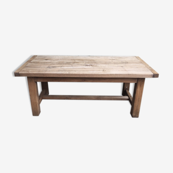 Table en chêne brut