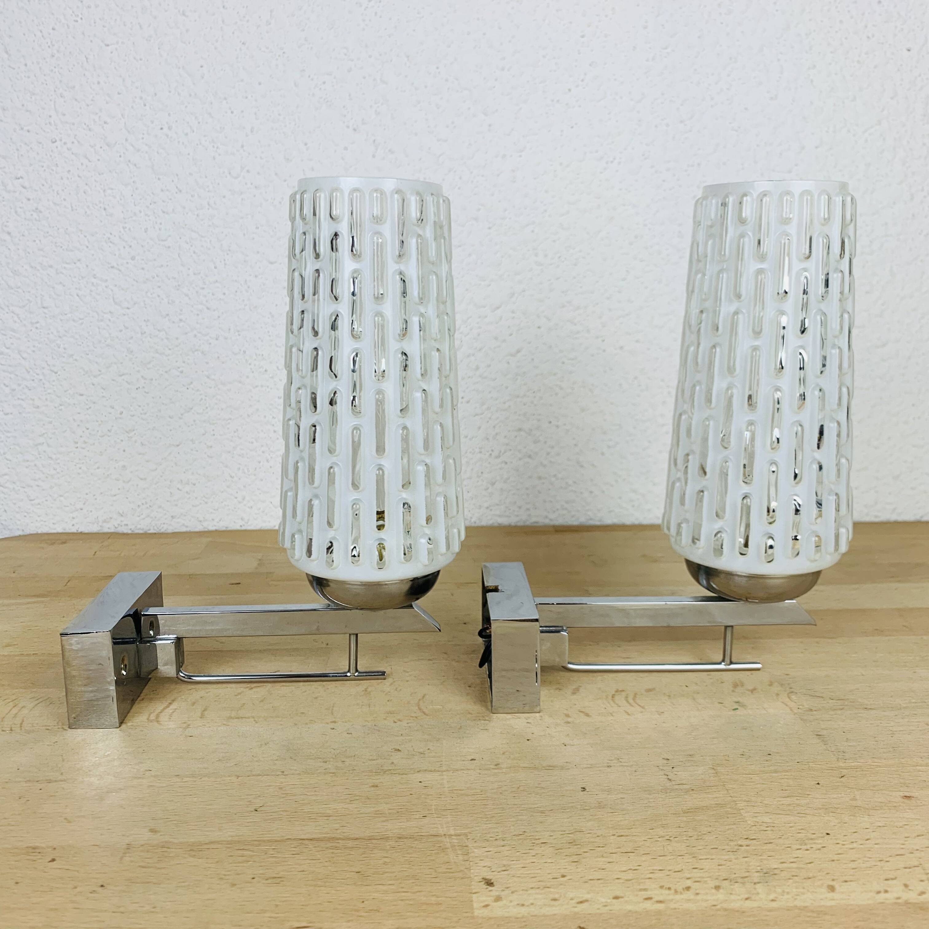 Pair of chrome metal wall lights and opaline tulips from the 70s