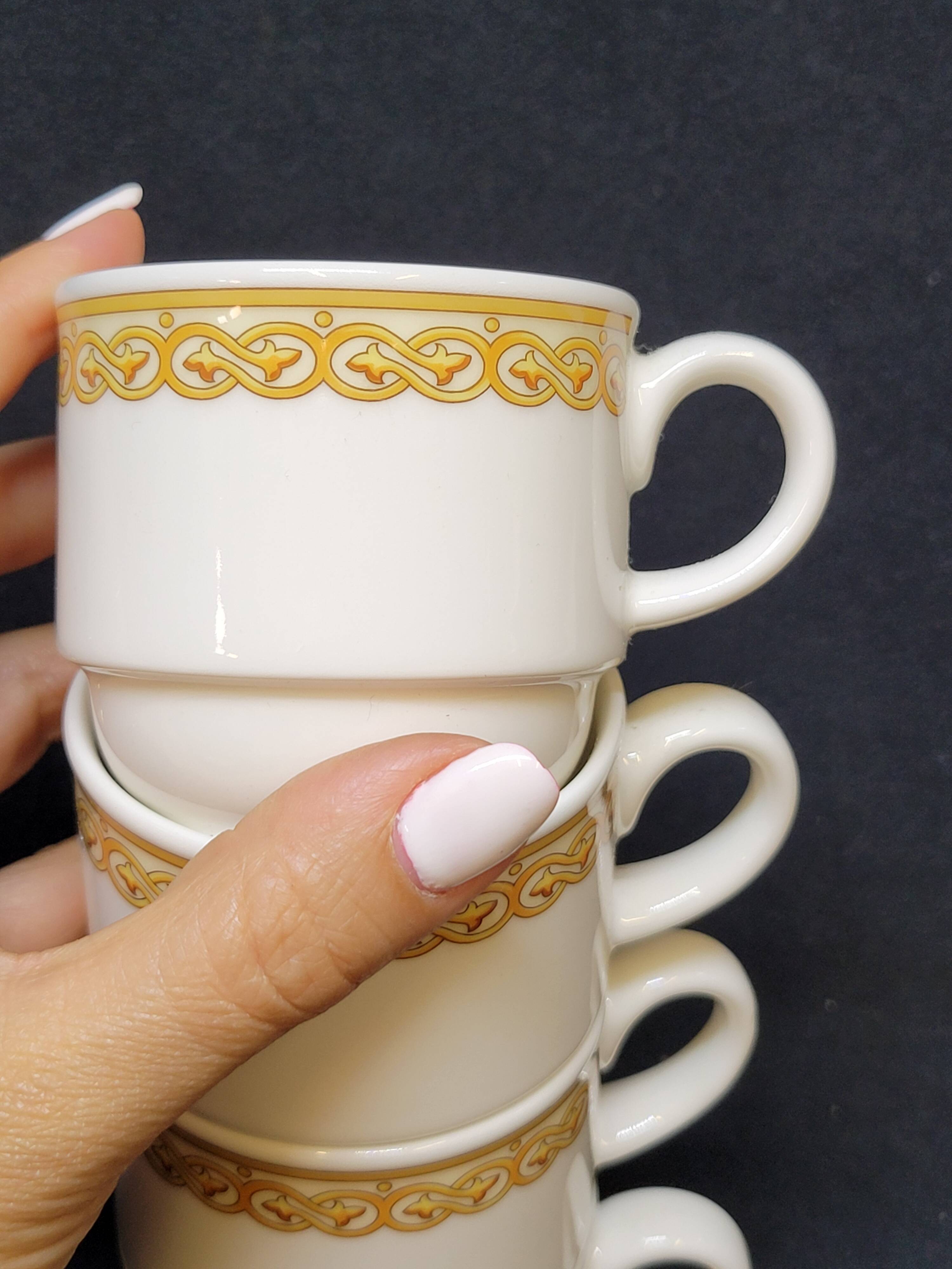 Villeroy & Boch 4 Stackable Coffee Cups