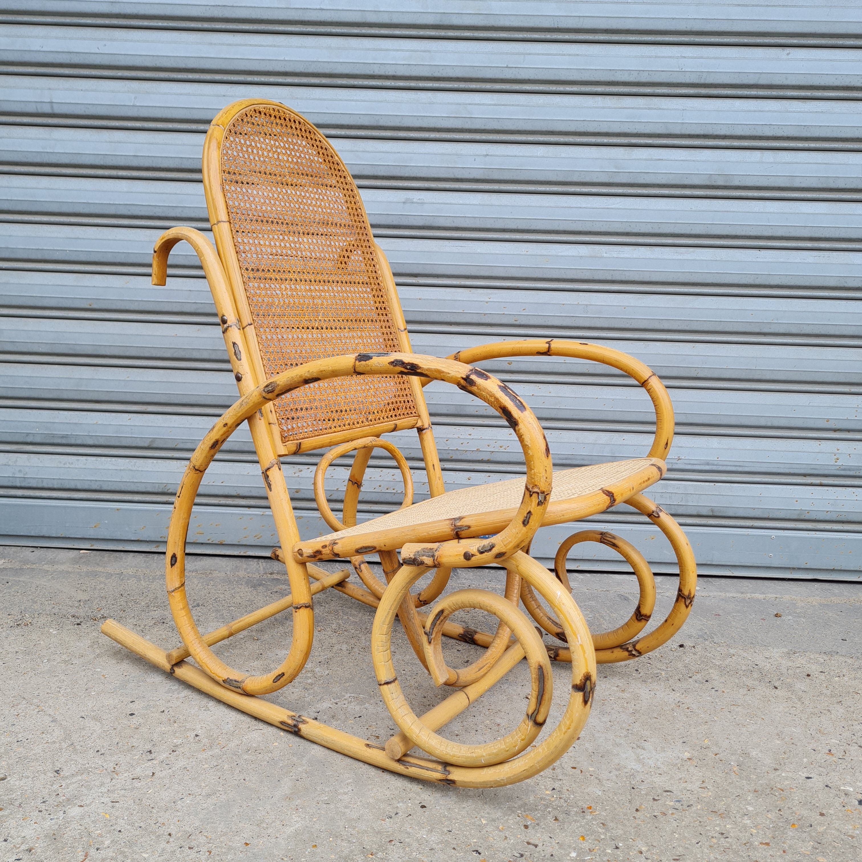 Rattan rocking-chair chair