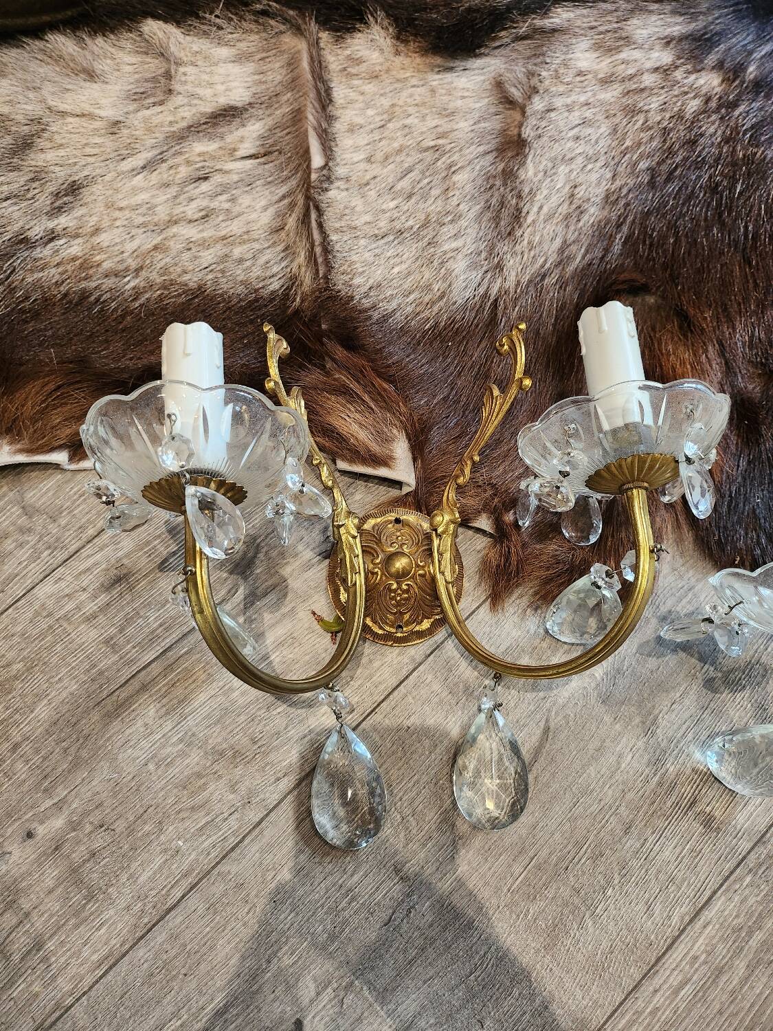Set of two brass pendant wall lights